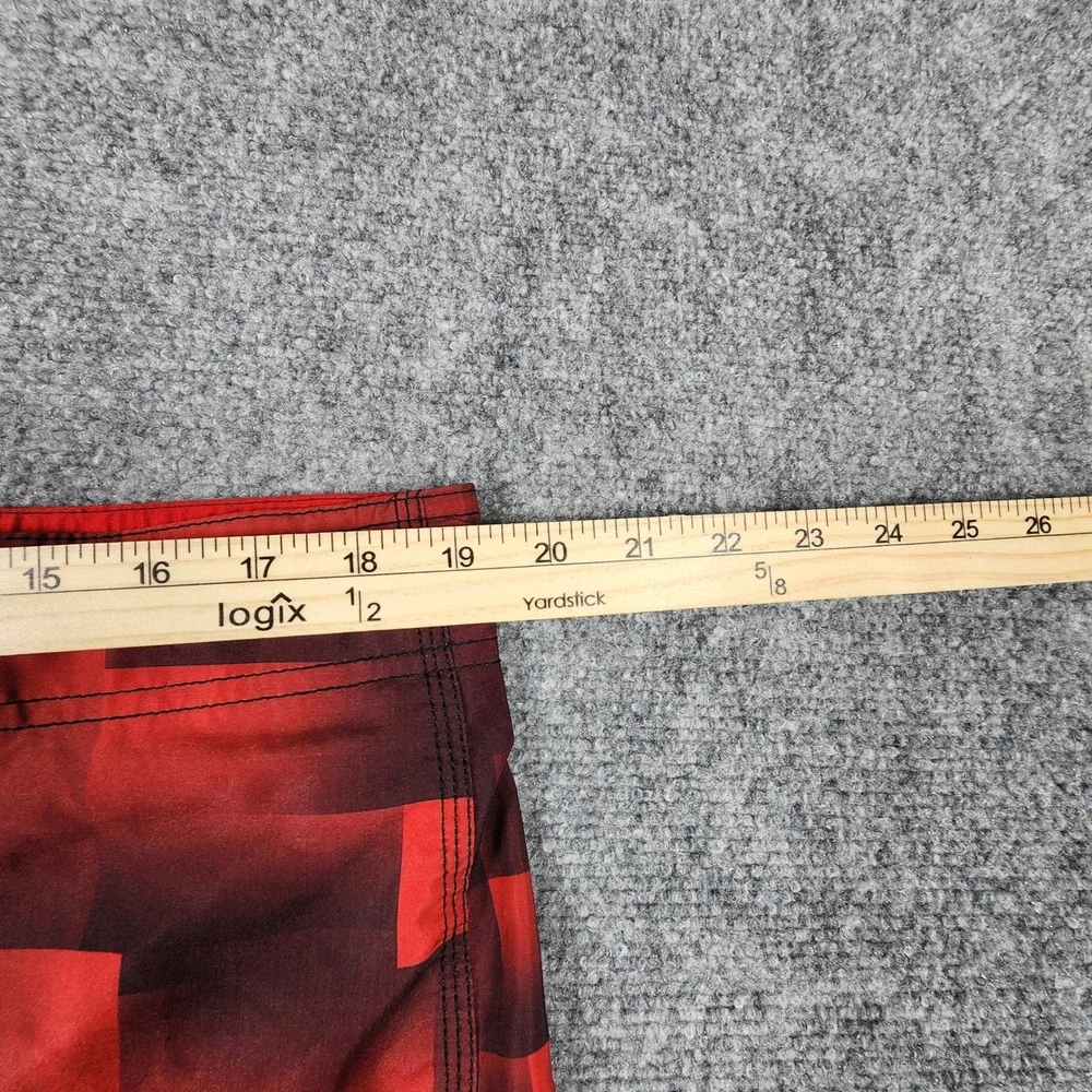 Speedo Mens Board Shorts Red Black Ombre Digital Block Swim Trunks Size‎ 36